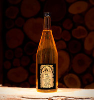 Honig-Apfel in einer 1 Liter Euroflasche